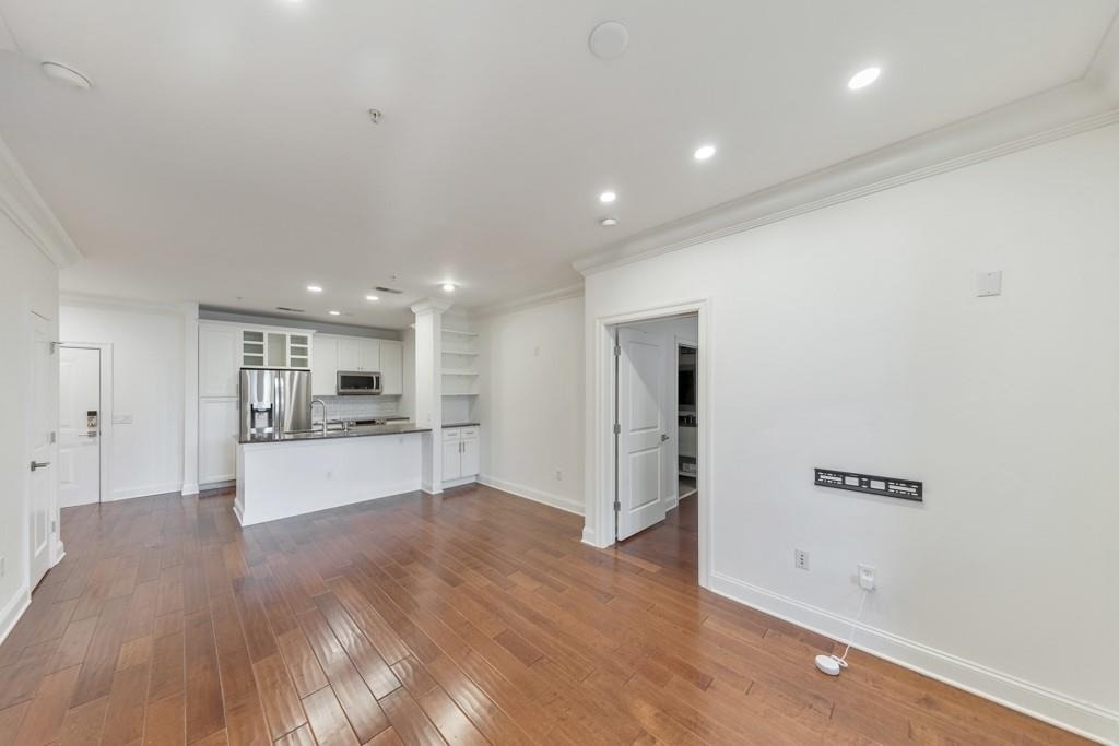 901 Abernathy Road Ne - Photo 25