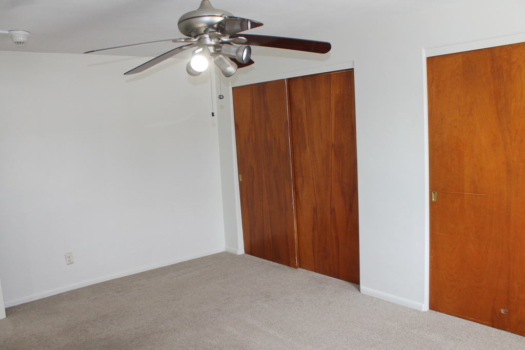 715 E State Street - Photo 11