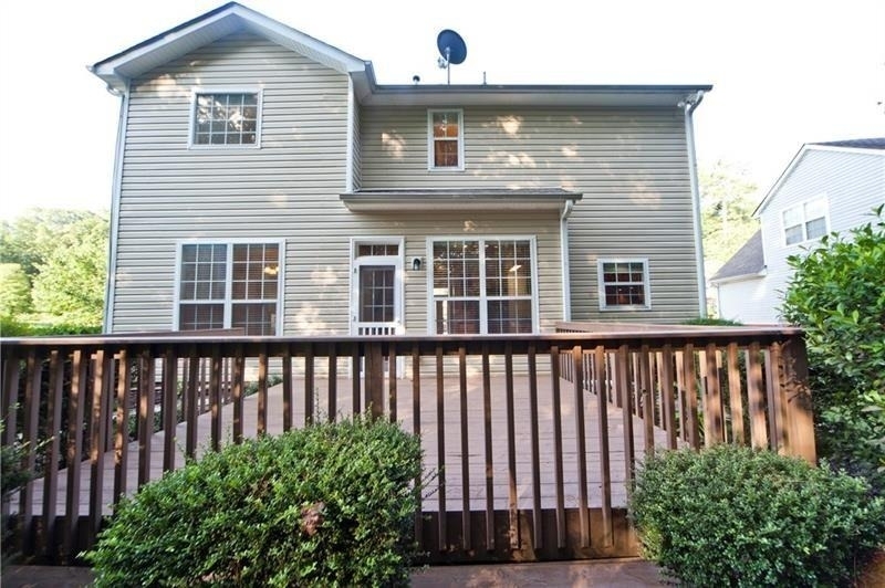 1170 Rhyne Chase Se - Photo 1