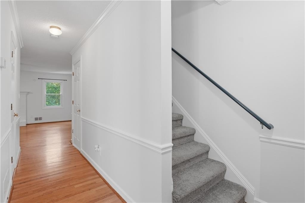 1100 Westfield Trace Se - Photo 1