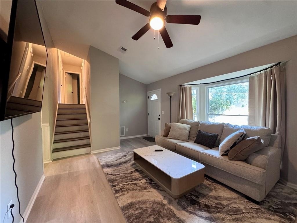 3814 Whaley Court - Photo 2