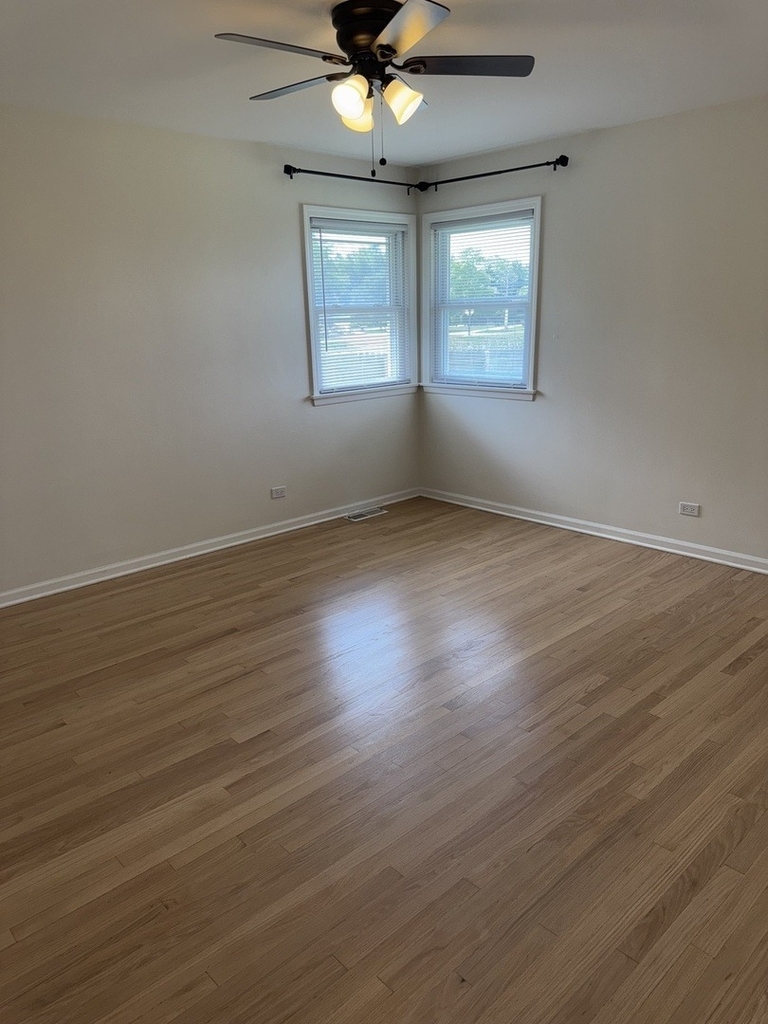 7450 Webster Street - Photo 16