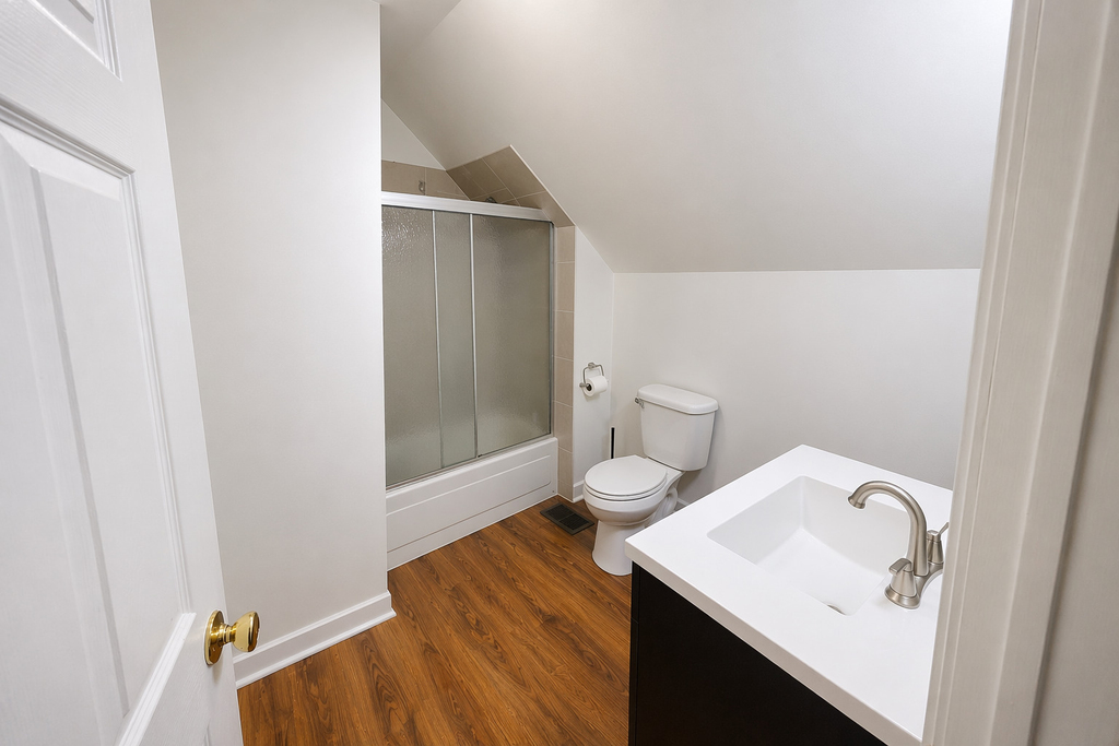 3740 N Janssen Avenue - Photo 12