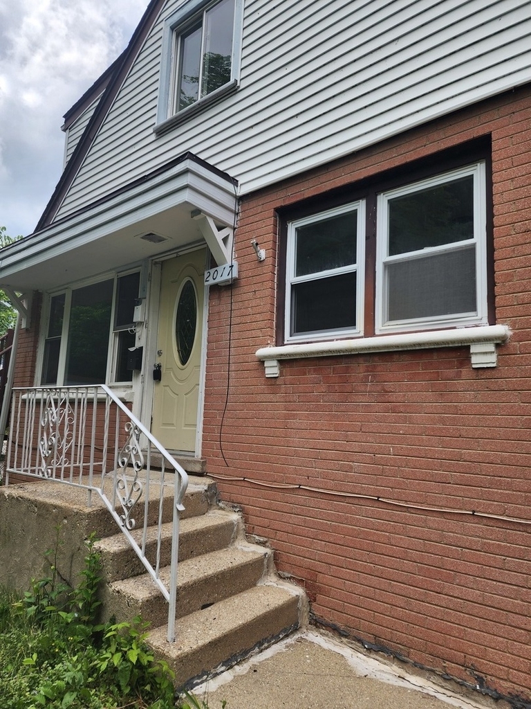 2017 Foster Street - Photo 1