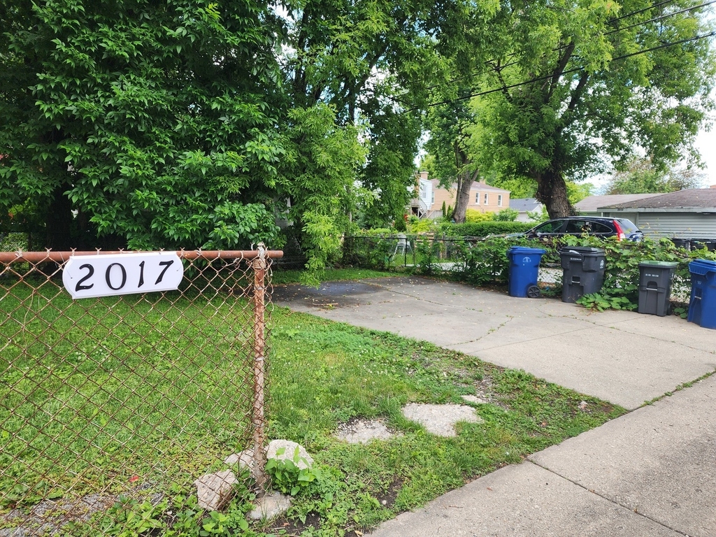 2017 Foster Street - Photo 12