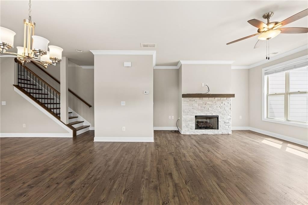 1098 Township Square - Photo 14