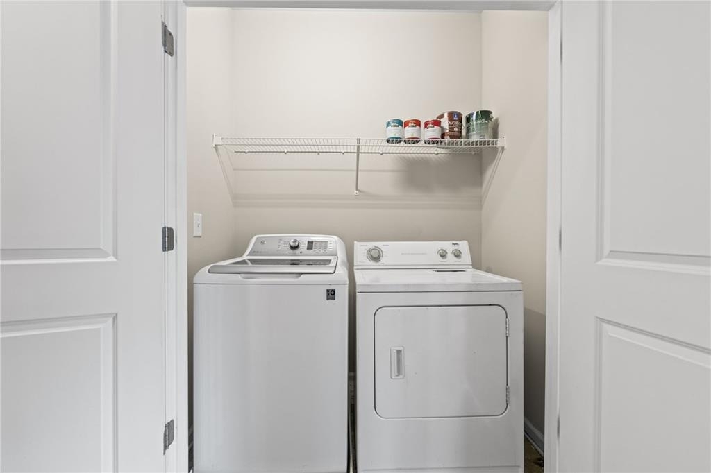 1098 Township Square - Photo 32