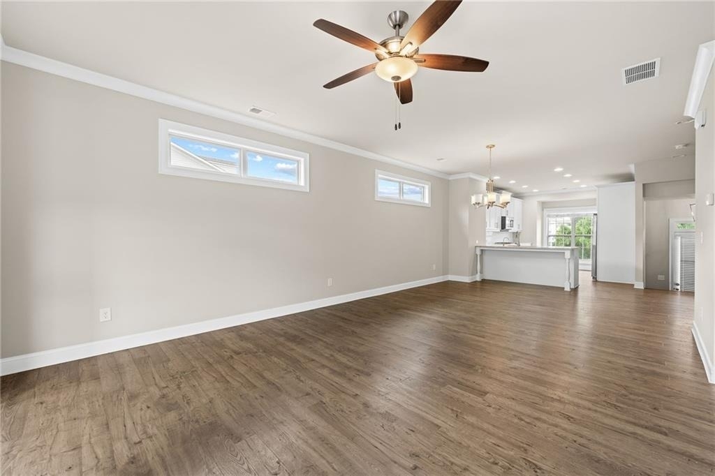 1098 Township Square - Photo 16