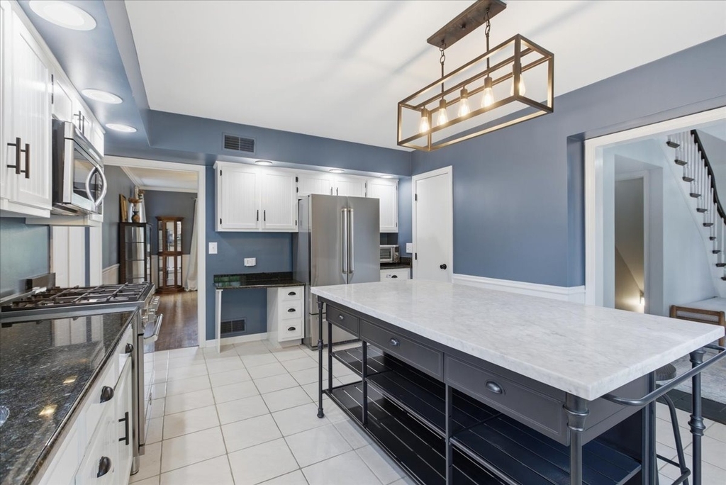 9343 Hamlin Avenue - Photo 14