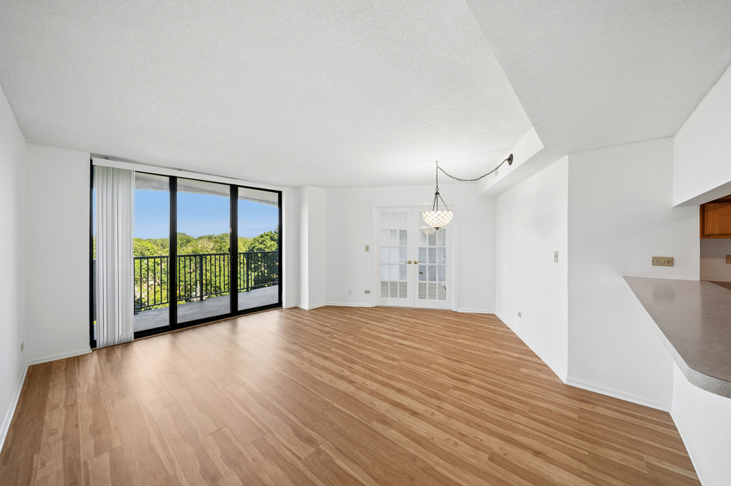 511 Aurora Avenue - Photo 4