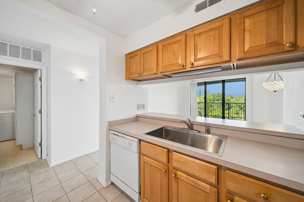 511 Aurora Avenue - Photo 3
