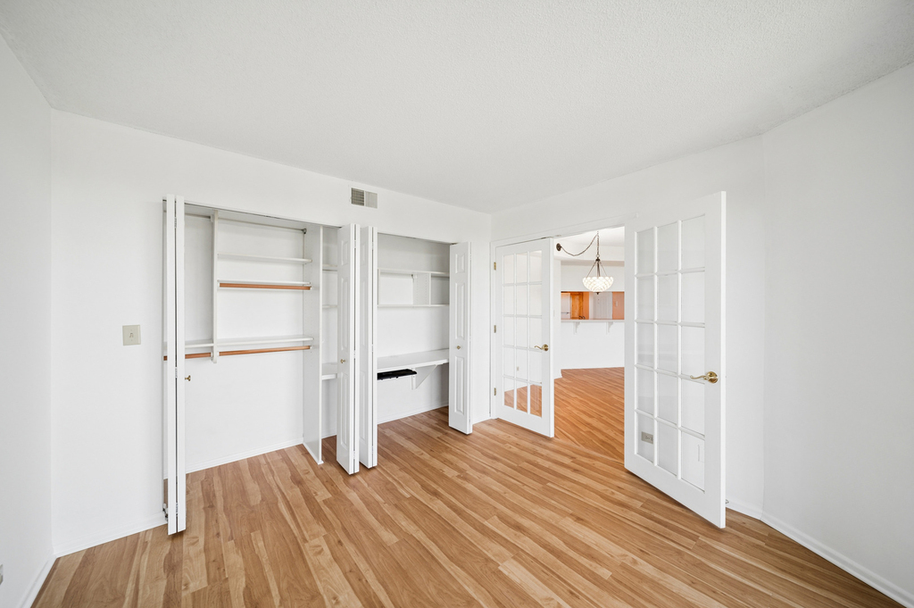 511 Aurora Avenue - Photo 10