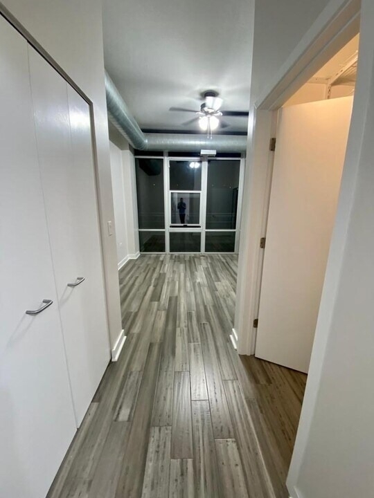 901 W Madison Street - Photo 8