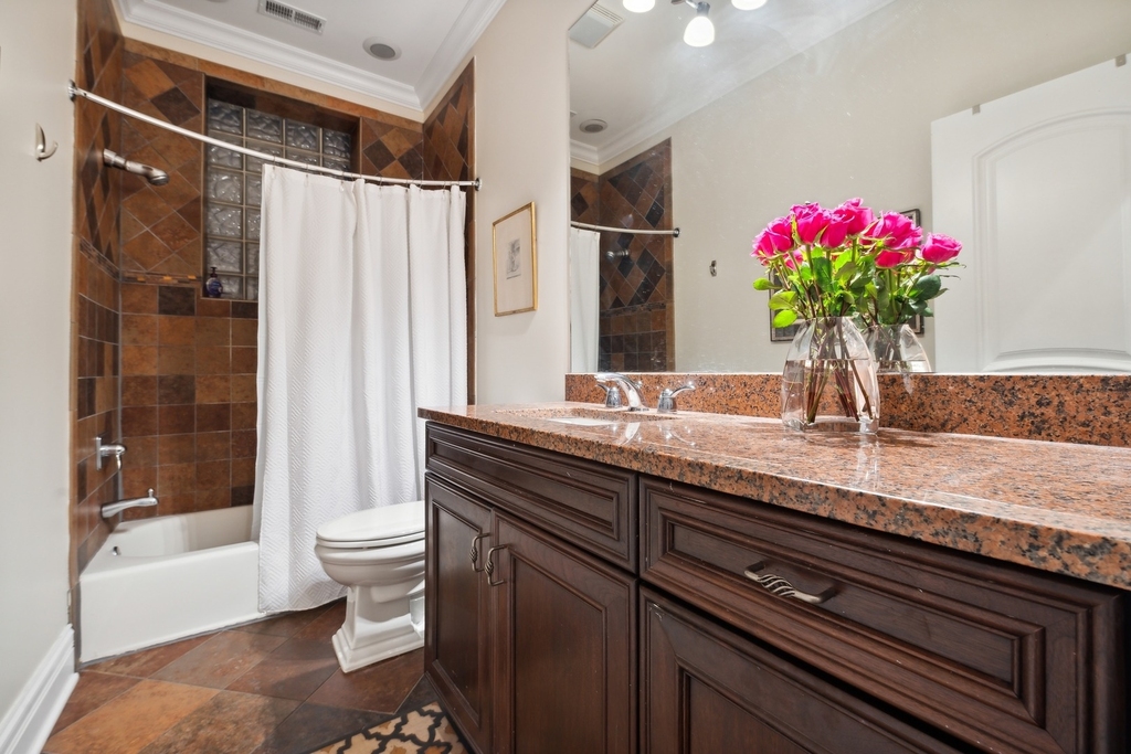 1640 W Belmont Avenue - Photo 18
