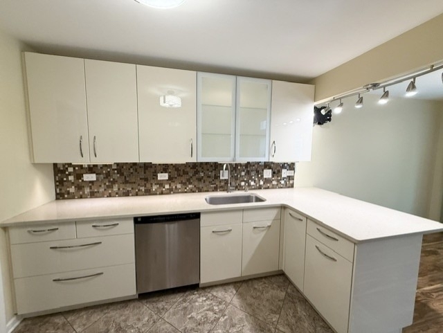 707 Kingsbridge Drive - Photo 9