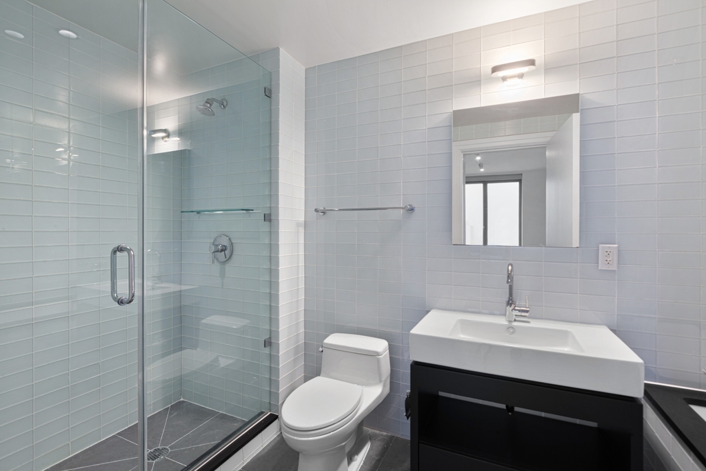 554 West 54th Street - Photo 5