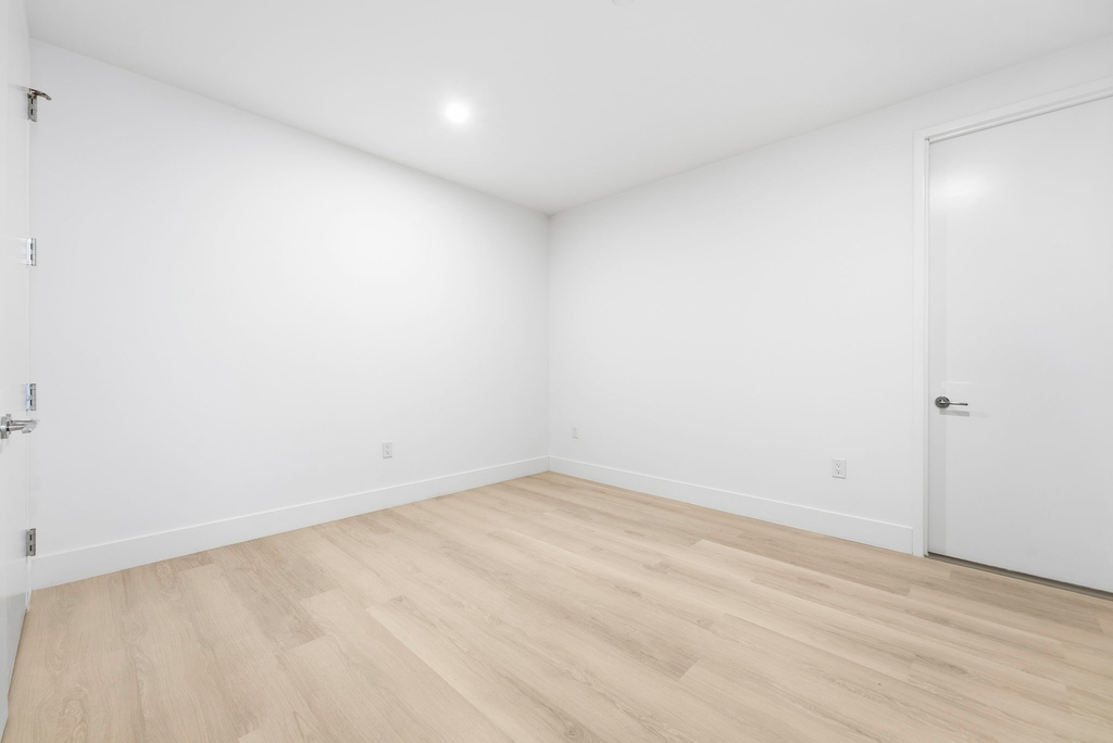55 Broad Street - Photo 3