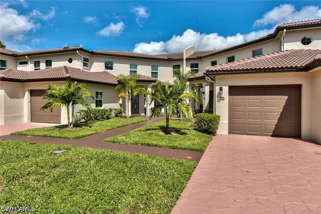 1100 Diamond Circle - Photo 0