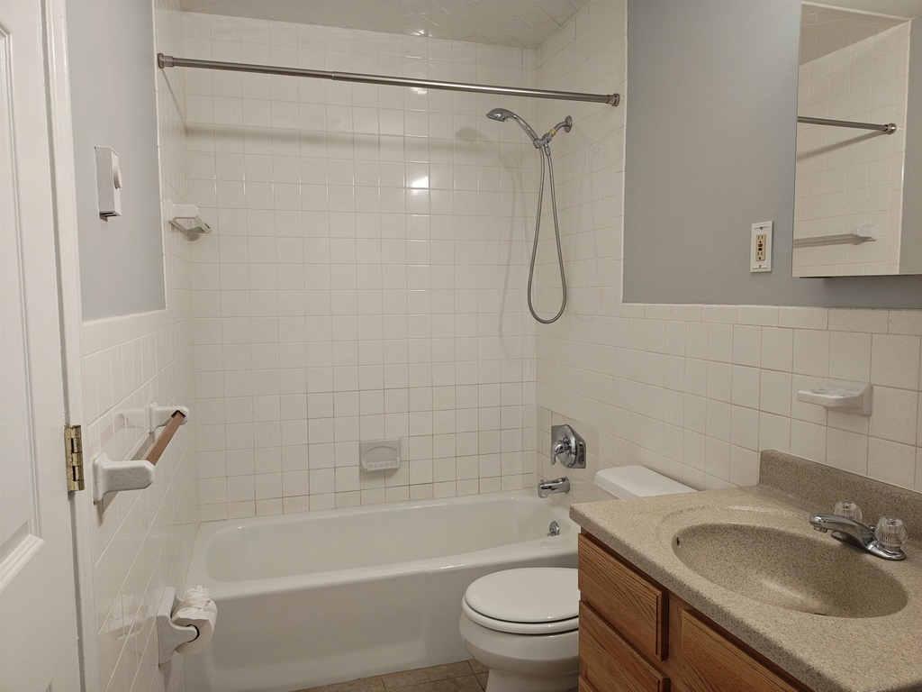 83f Constitution - Photo 7