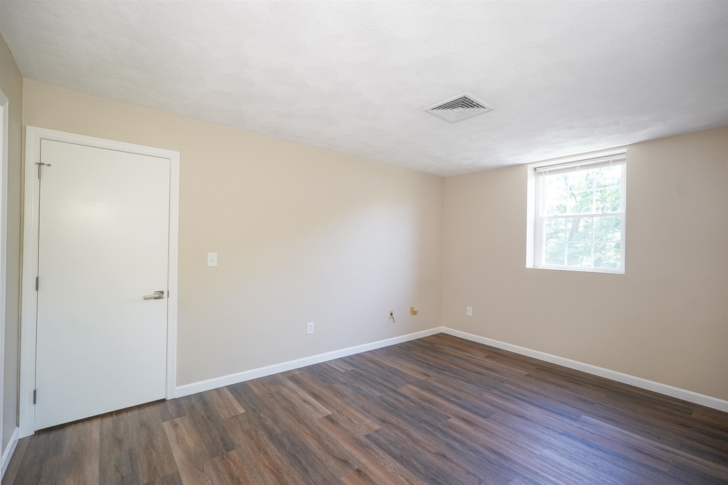 7 Louisburg - Photo 15