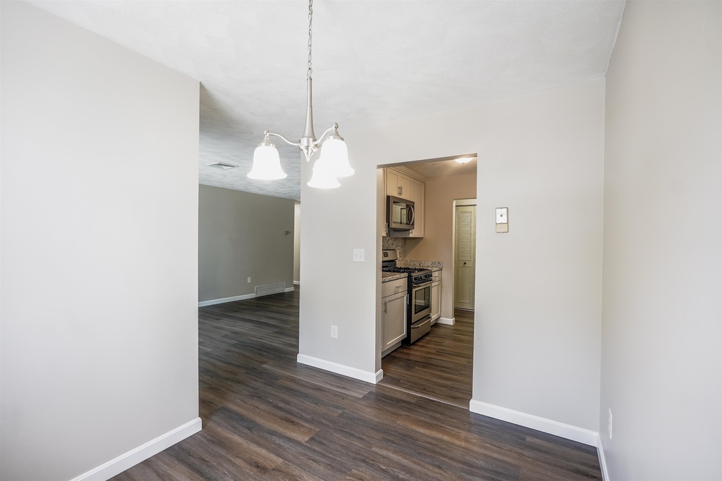 7 Louisburg - Photo 6