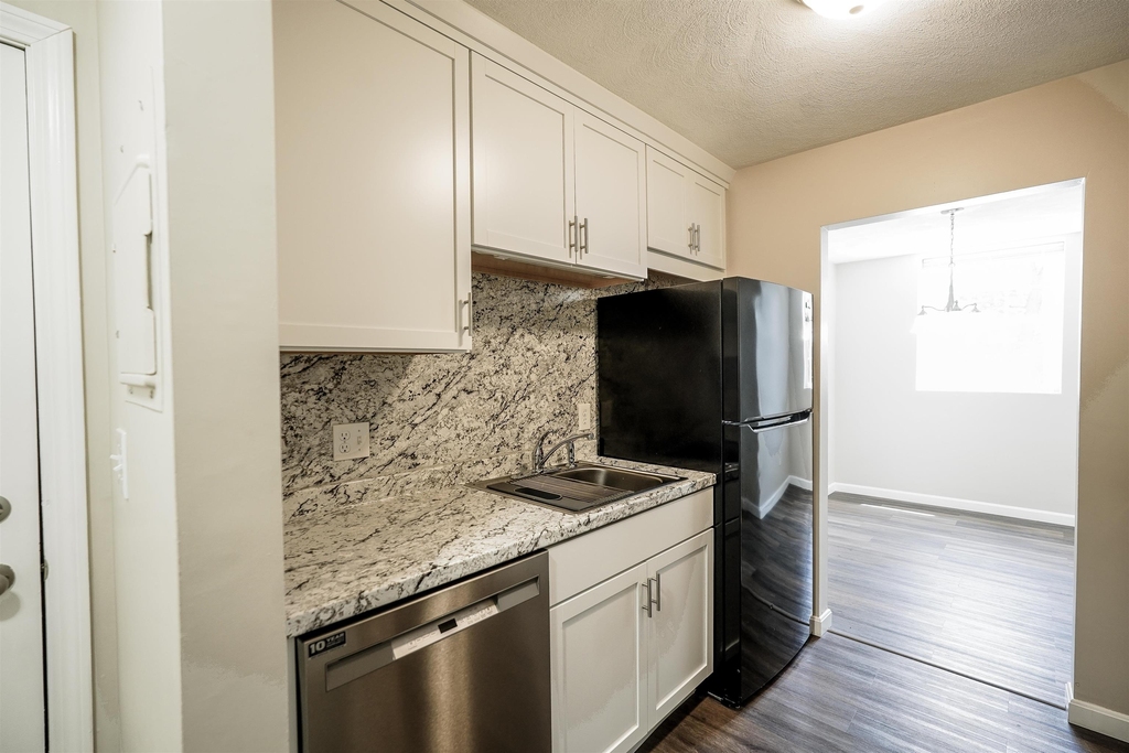 7 Louisburg - Photo 10