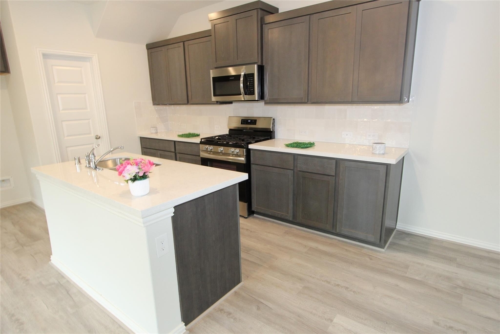 27802 Western Creek Court - Photo 30