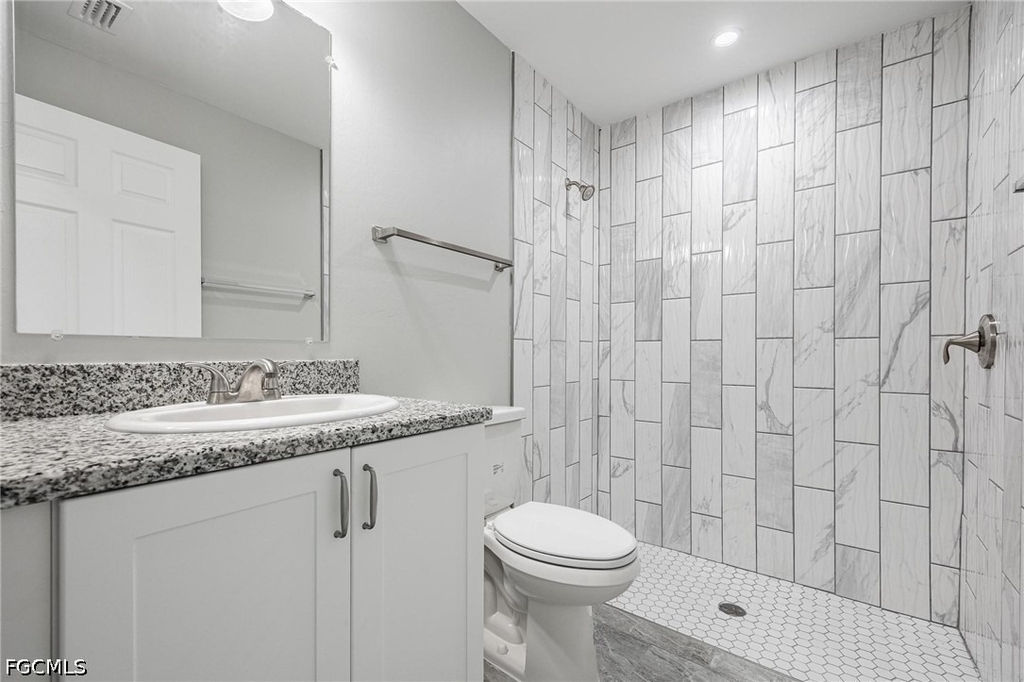 184 Village Circle - Photo 17