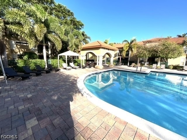 8870 Colonnades Court W - Photo 3