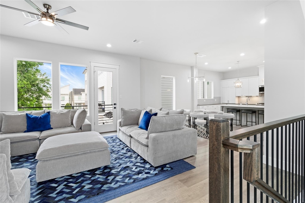 2508 Gray Street - Photo 9