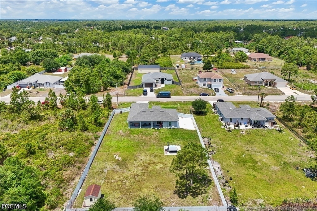 910 Richmond Avenue N - Photo 47
