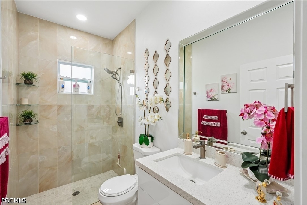 910 Richmond Avenue N - Photo 23