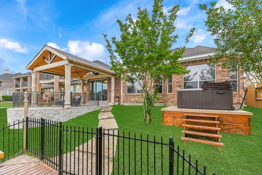 18022 Dunoon Bay Point Court - Photo 38