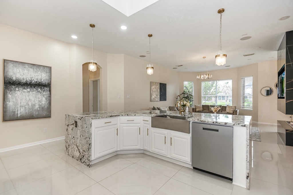 18022 Dunoon Bay Point Court - Photo 19