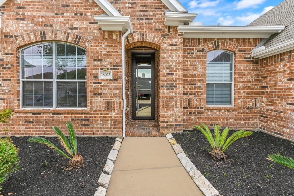 18022 Dunoon Bay Point Court - Photo 8