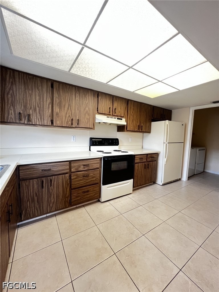 609 Se 23rd Place - Photo 5