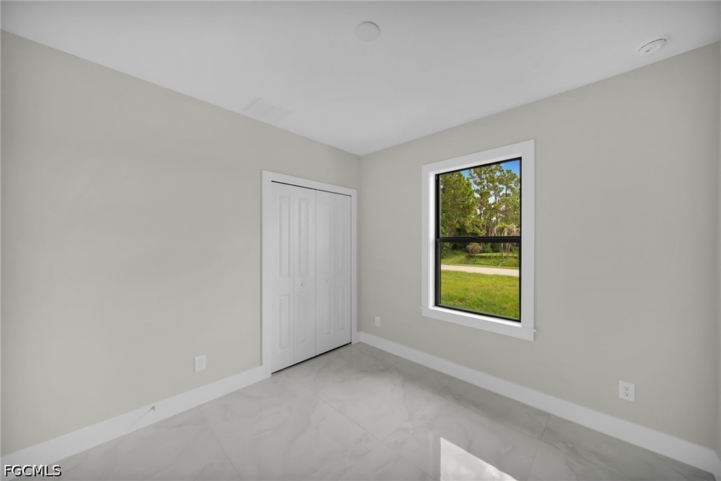 462 Lampion Avenue S - Photo 9