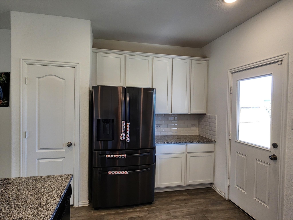 31322 Whitfield Court - Photo 12