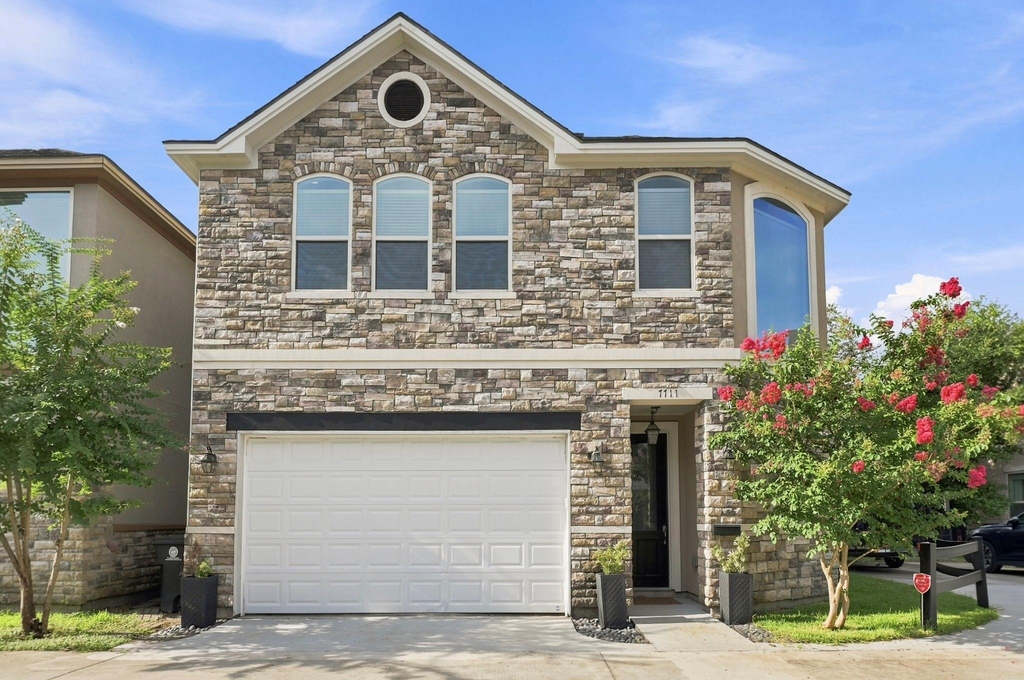 7711 Shannon Drive - Photo 3