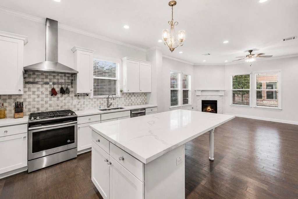 7711 Shannon Drive - Photo 2