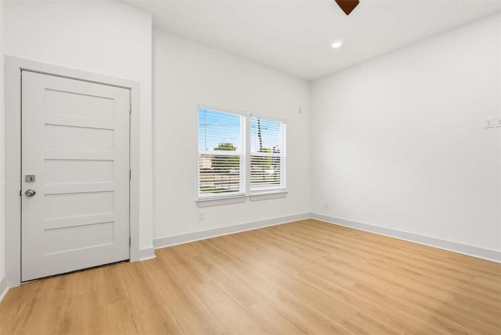 9819 Turnbow Street - Photo 16