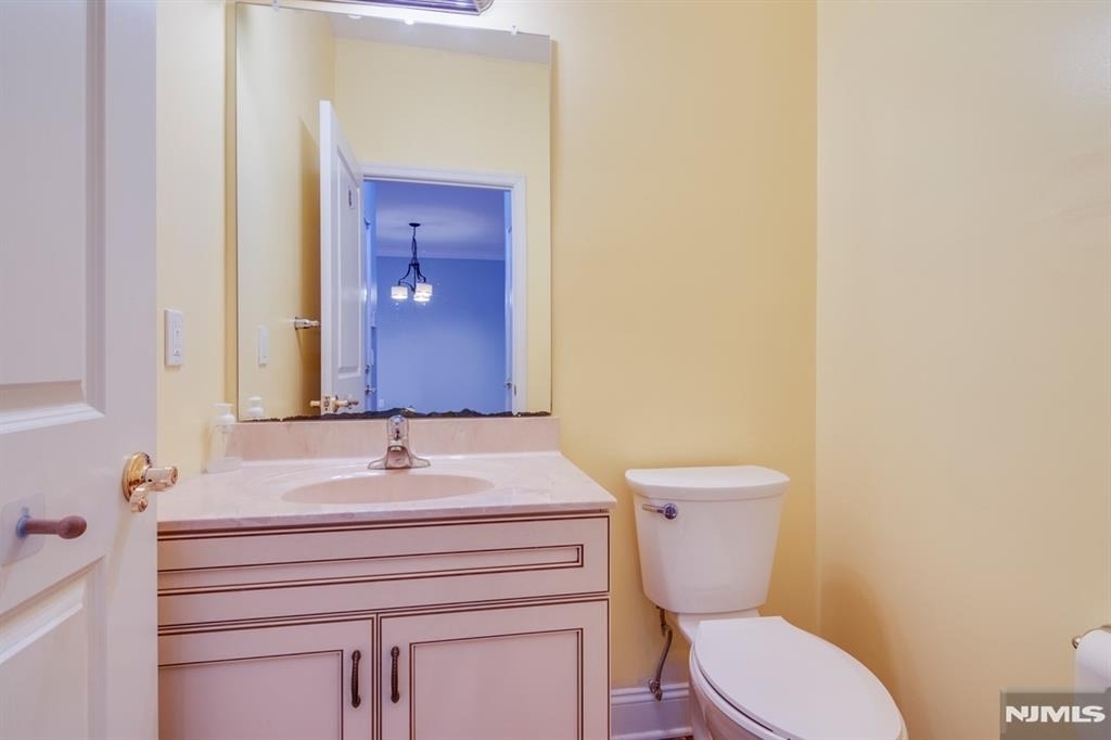 1503 Whitney - Photo 15