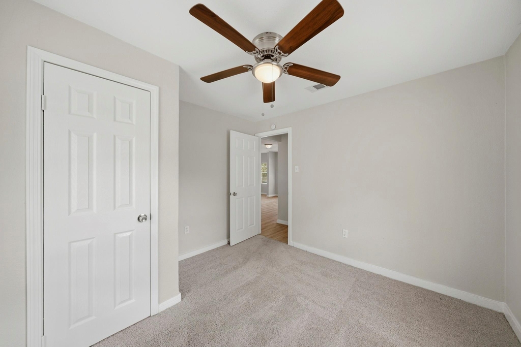 915 S Shanks Street - Photo 13
