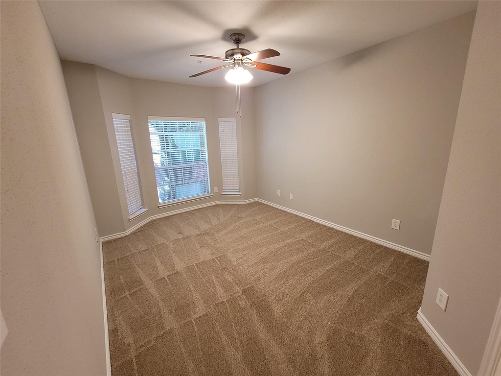 1919 Post Oak Park Drive - Photo 11