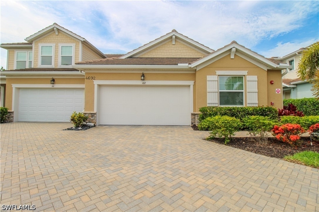 4692 Arboretum Circle - Photo 1