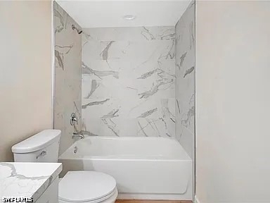 1900 Alamanda Drive - Photo 11
