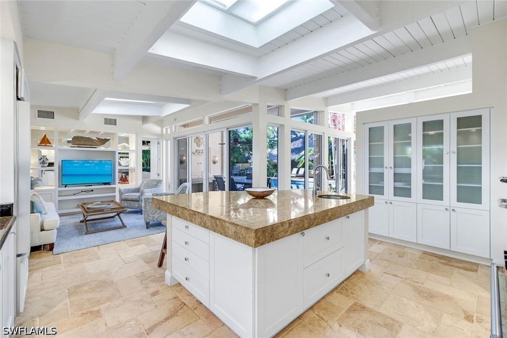 210 Central Avenue - Photo 8
