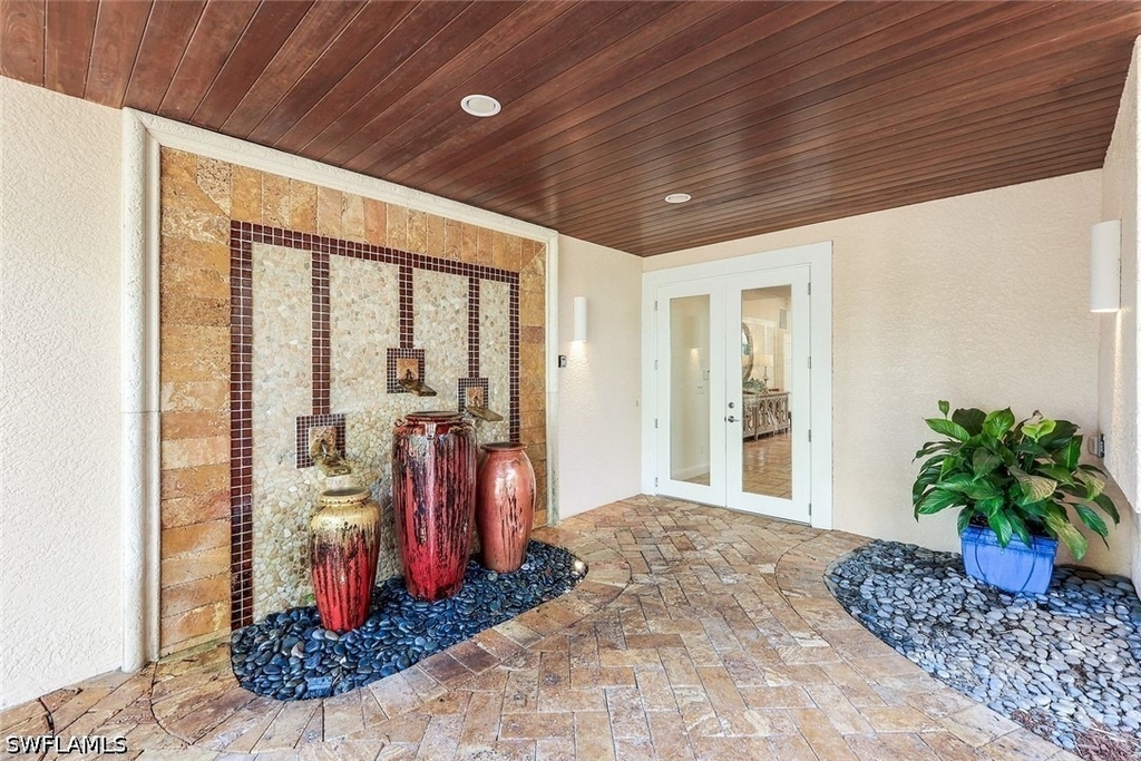 210 Central Avenue - Photo 2