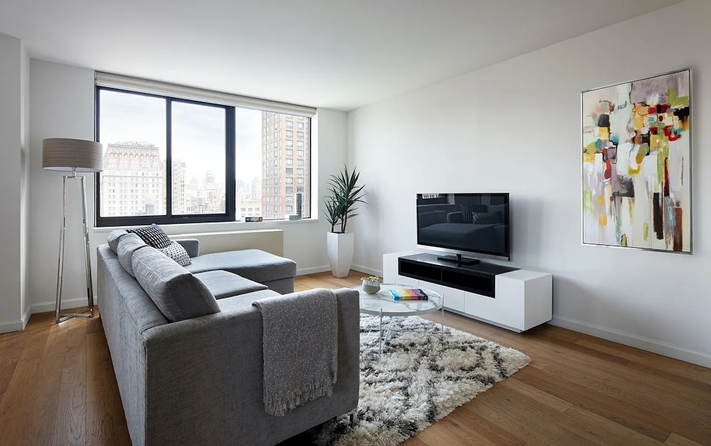 1 Union Sq S, Unit 022f - Photo 1