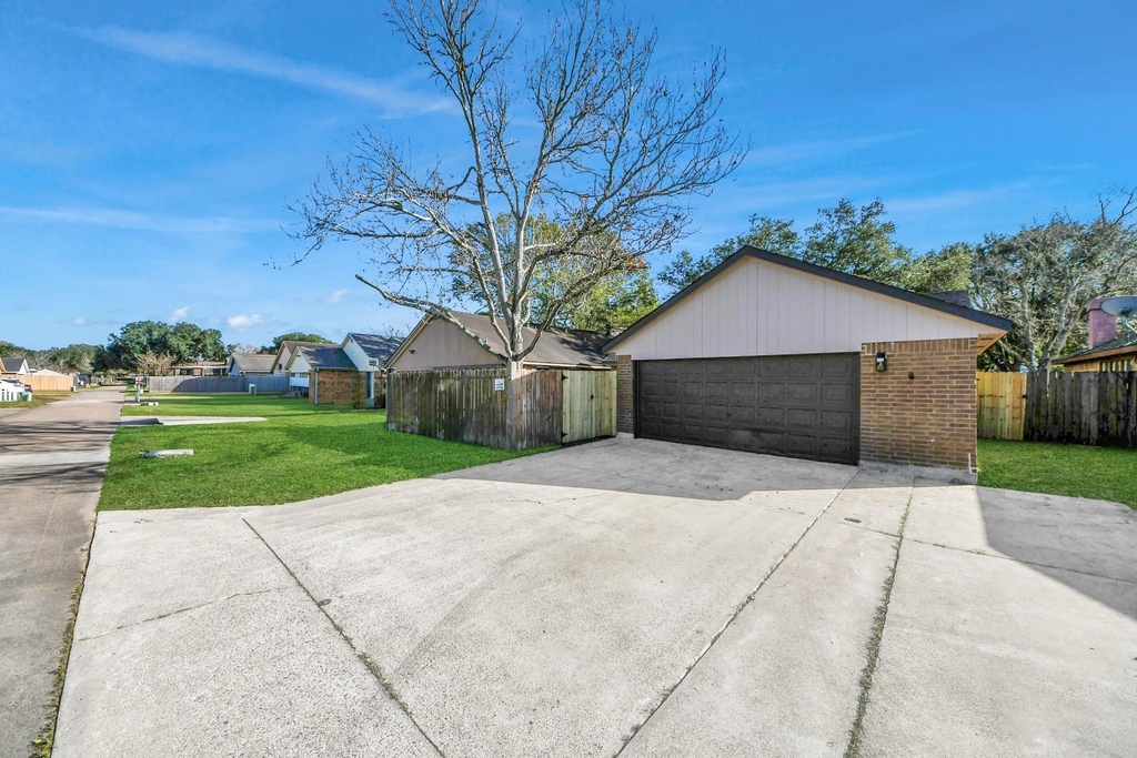 3305 Avenue R - Photo 22